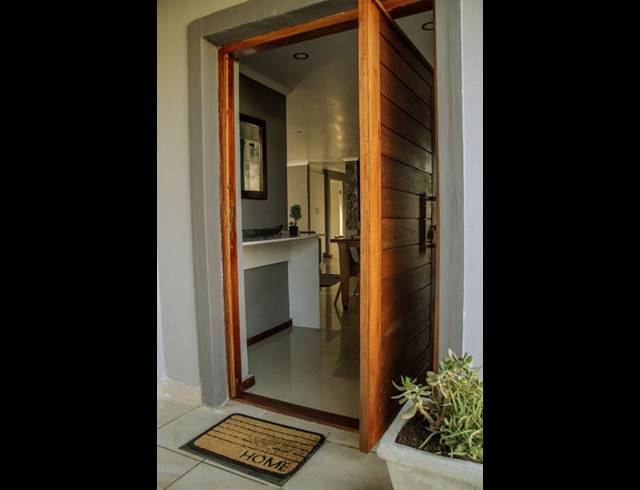 4 BEDROOM HOUSE FOR SALE IN DARLING